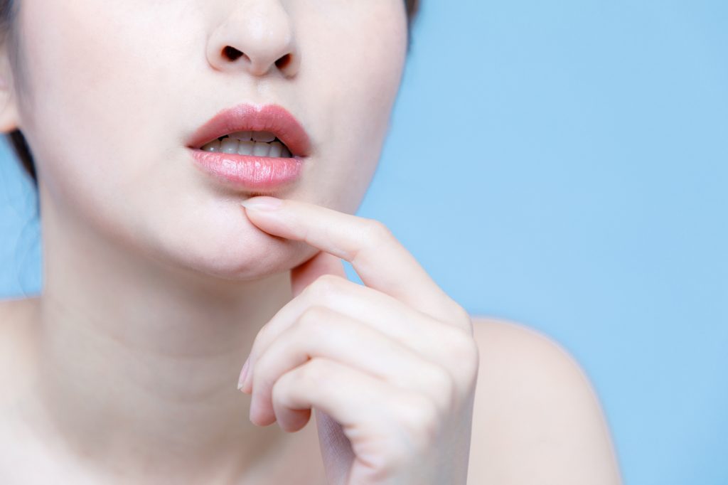 【医師監修】口角炎がなかなか治らない・・・。どうすれば治る？ | 医師が作る医療情報メディア【medicommi】